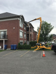 Lavage de gouttières et nacelle dans les environs de Lanaudiere - Gouttières Lanaudière situé à Lanaudiere