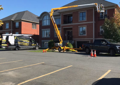 Lavage de gouttières et nacelle dans les environs de Repentigny - Gouttières Lanaudière situé à Repentigny