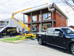 Service de nacelle à St-Hubert - Gouttières Lanaudière de Saint-Hubert