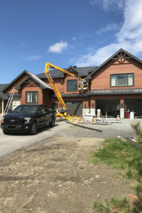 Service de nacelle région St-Hubert - Gouttières Lanaudière situé à Saint-Hubert