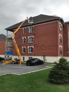 Services de nacelle Saint-Hubert evaluation de travaux - Gouttières Lanaudière de Saint-Hubert