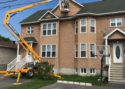 Installateur de gouttière sans joint en aluminium à Mascouche - Gouttières Lanaudière